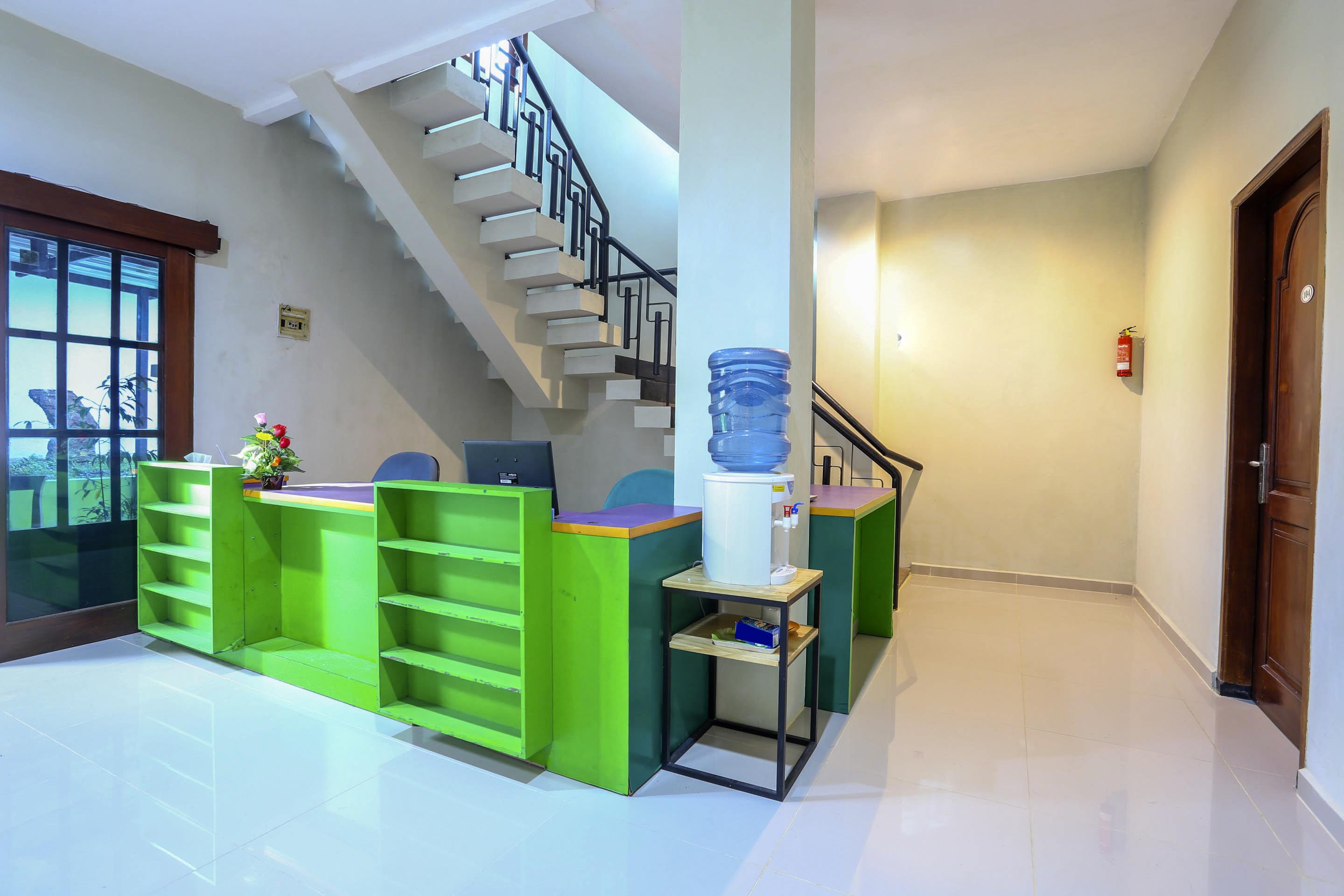 Safara Guesthouse Syariah Semarang Esterno foto