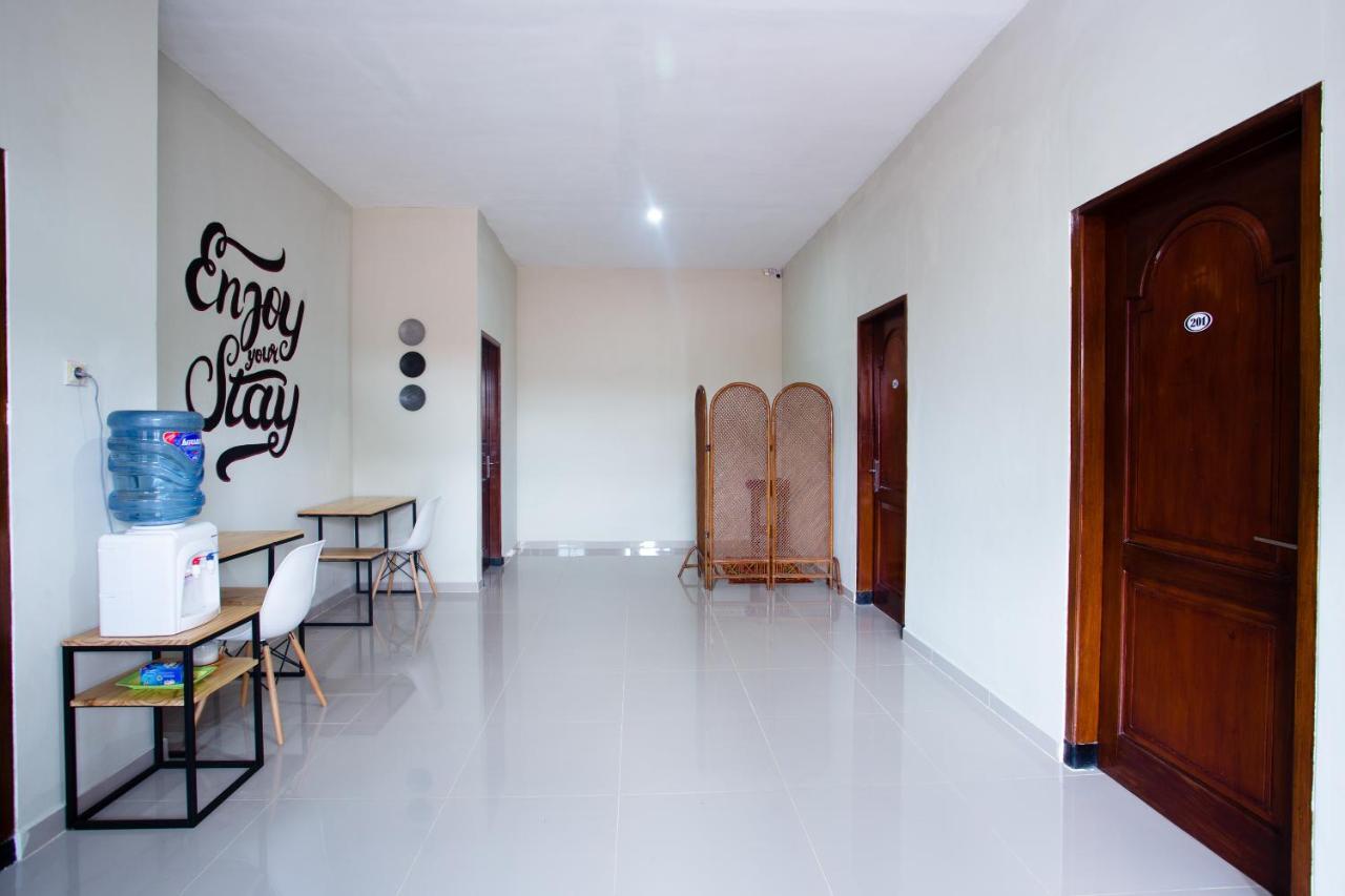 Safara Guesthouse Syariah Semarang Esterno foto